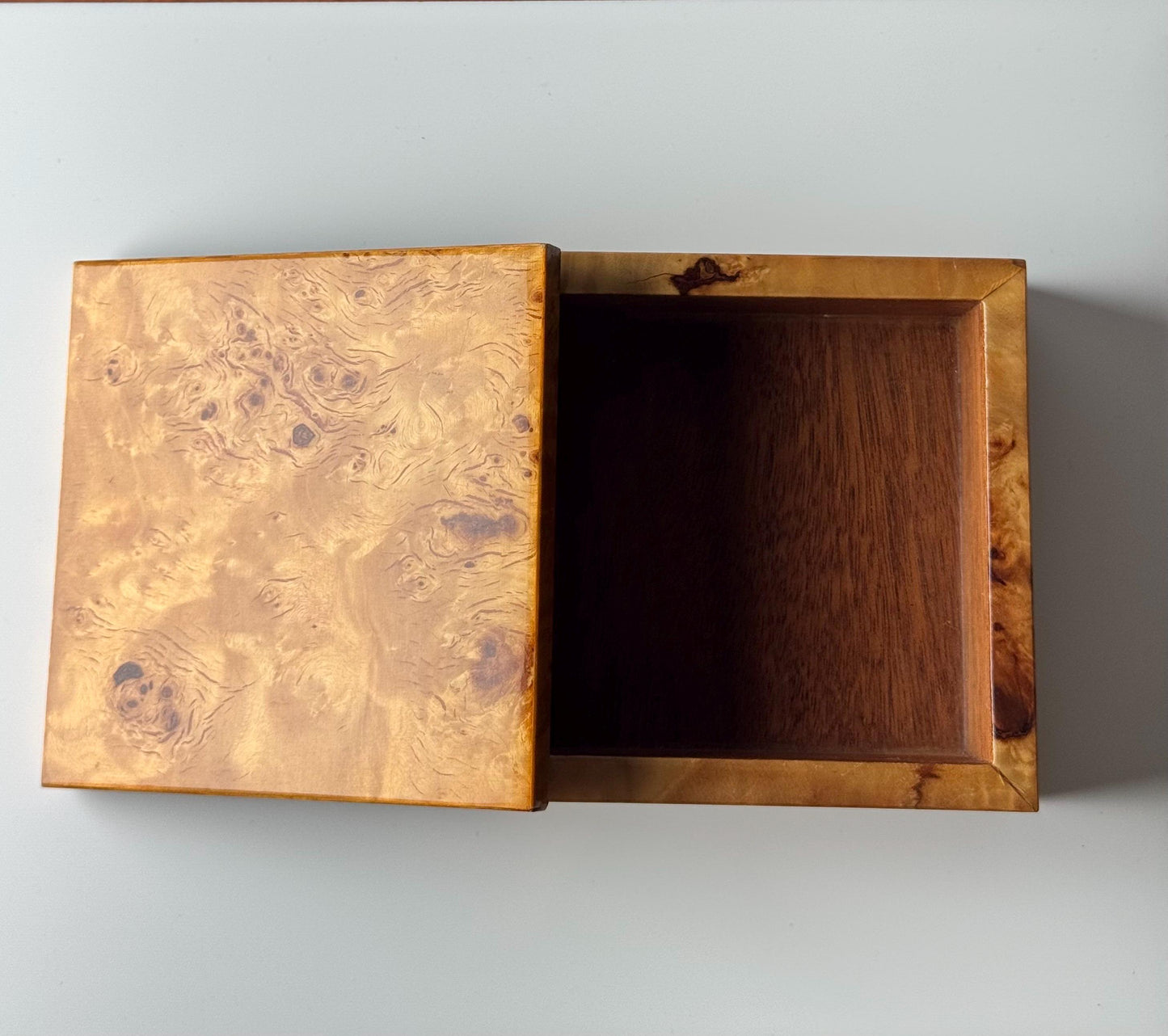 Vintage Italian Smoking Set in Brass & Burl Wood – 1970s