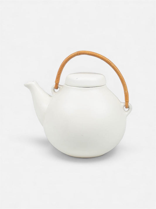 Arabia Finland Ceramic Teapot by Ulla Procopé, 1960s — Made in Finland