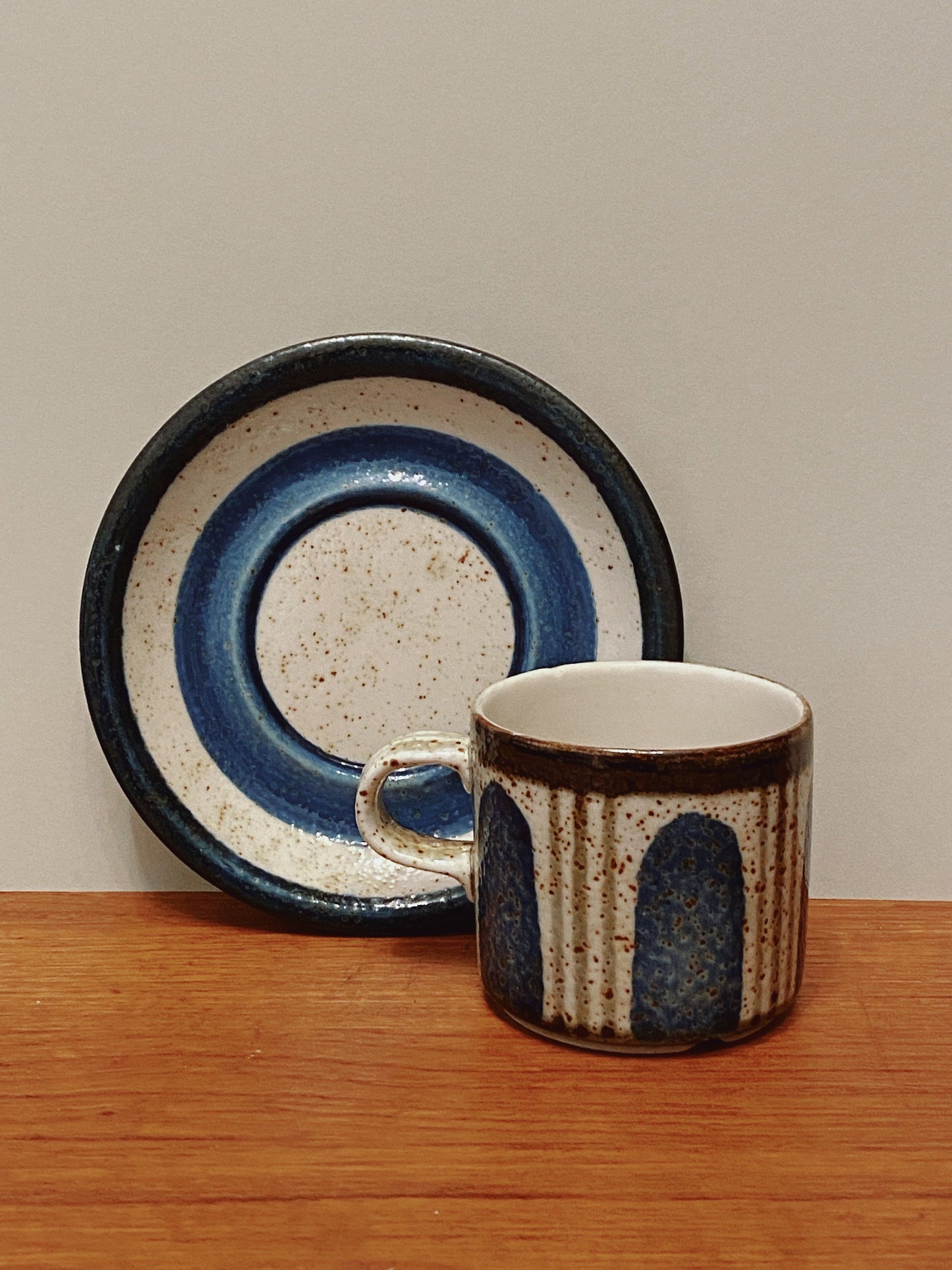 Pentik Finland Hand Painted Stoneware Coffee & Tea Cup Set – Anu Pentik & Anja Winquist, 1970s