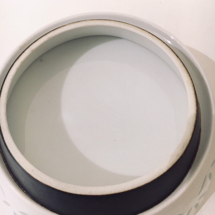 Arabia Finland Rice Porcelain Bowl by Friedl Holzer-Kjellberg – Handmade, 1950s