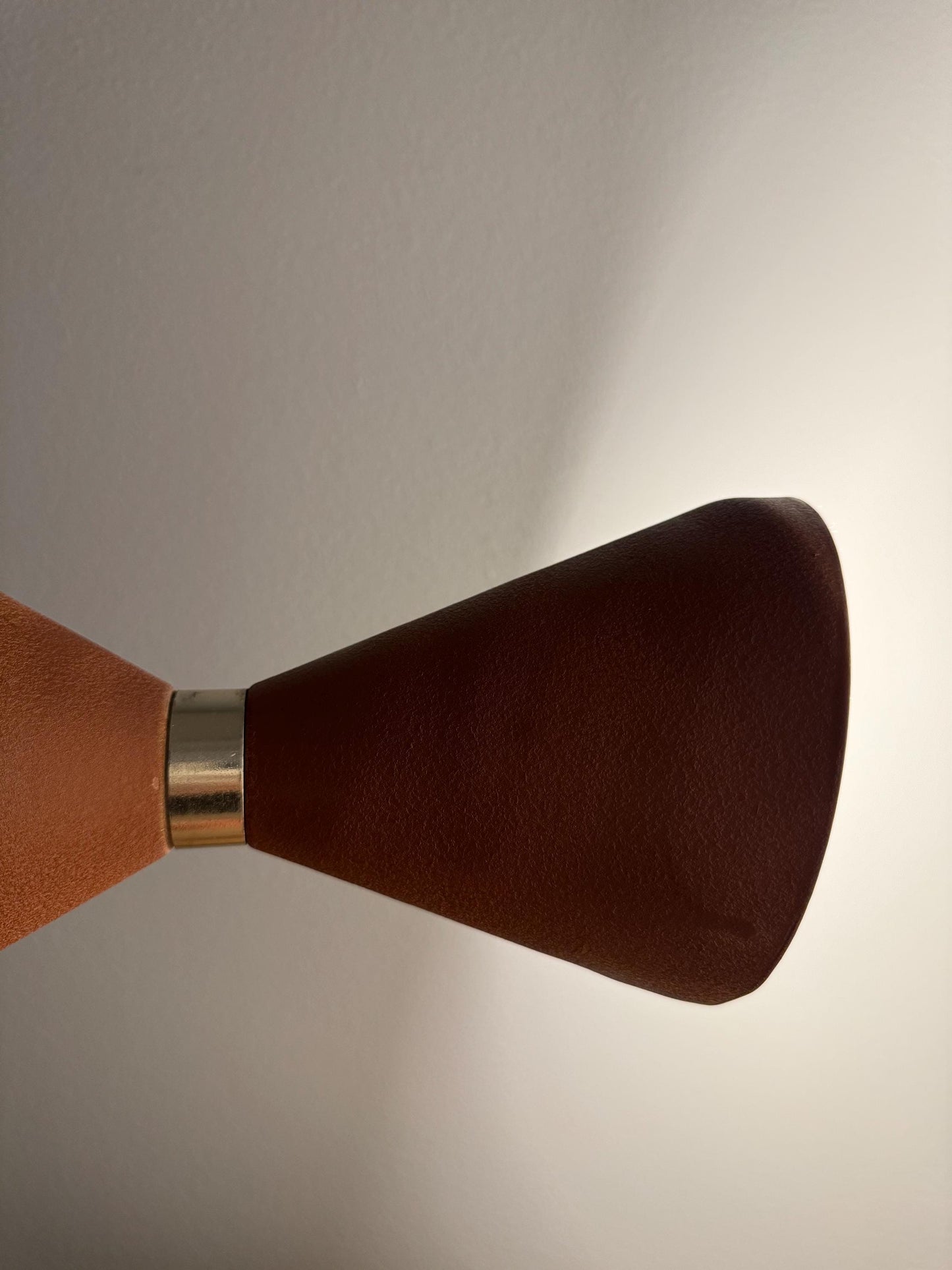 Original 1950s Italian table lamp with Mid-Century modern Stilnovo Style, made in ITALY