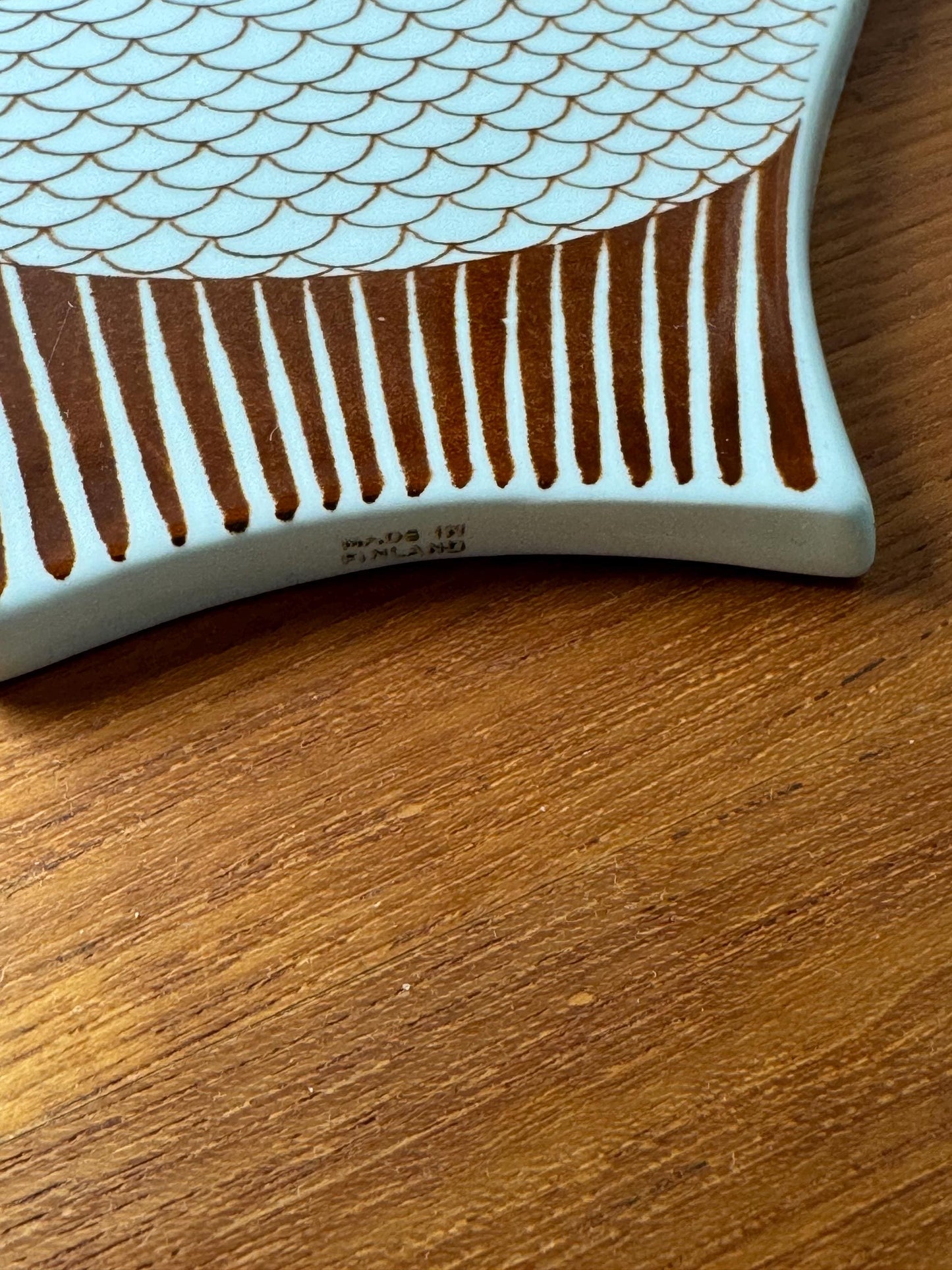 Arabia Finland Fish-Shaped Cutting Board by Kaarina Aho – 1950s, Made in Finland