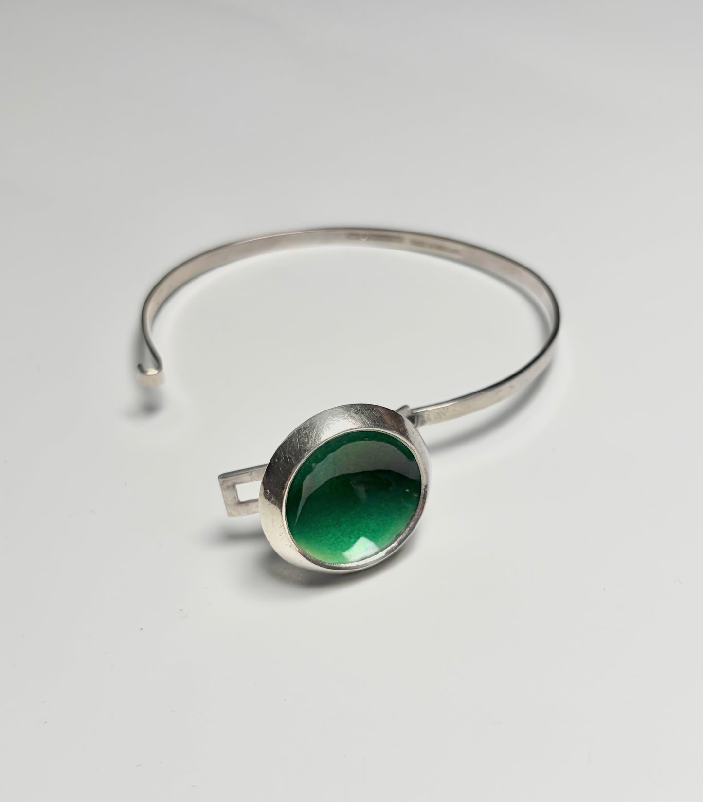 Jorma Laine Modernist Abstract Sterling Silver Brooch, 1972 — Kultateollisuus Ky, Made in Finland