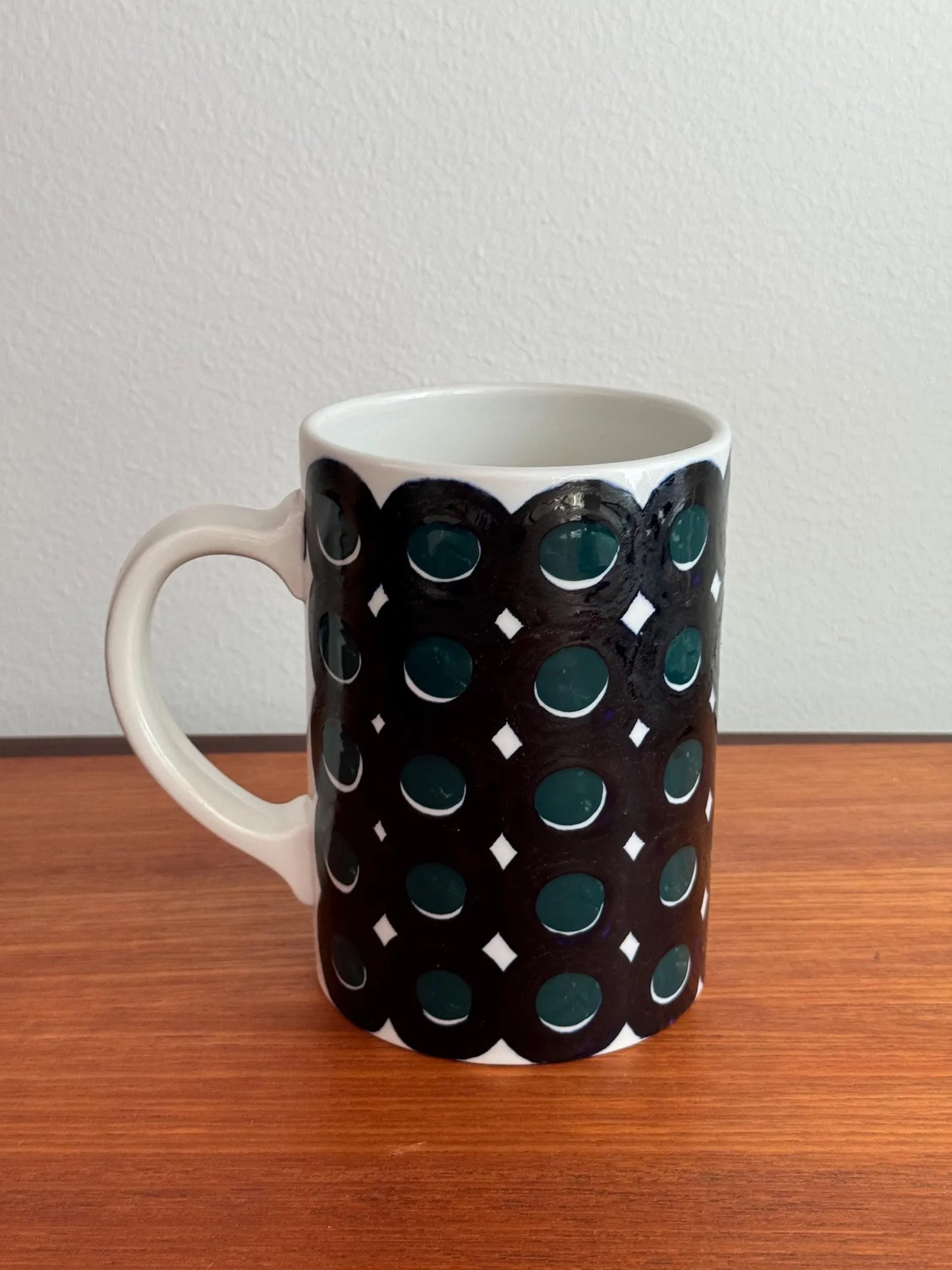 Arabia Finland – “Haarikka Kork” Large Mug by Gunvor Olin-Grönqvist & Ulla Procopé, 1960s