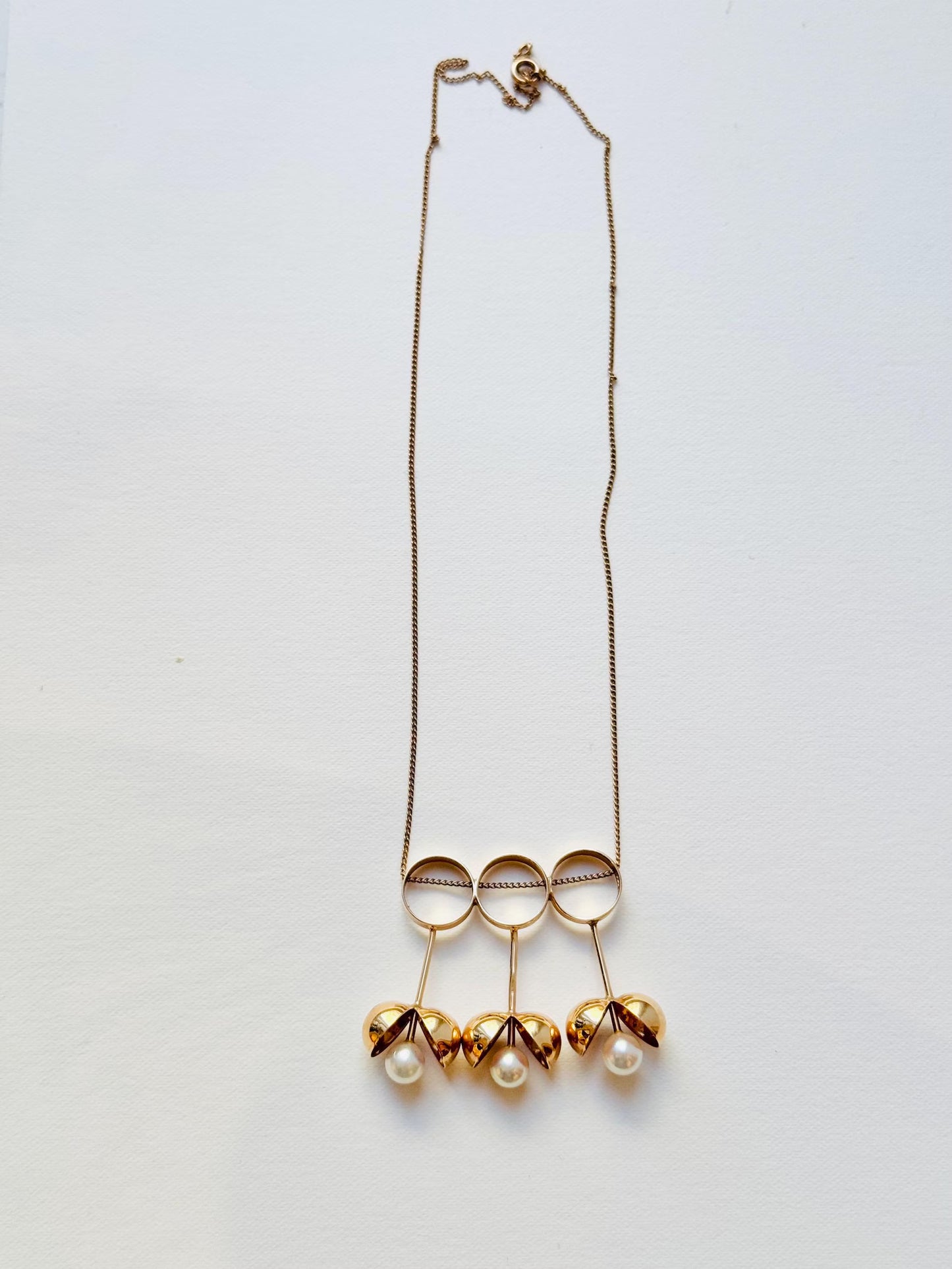 Olli Auvinen Modernist 14K Gold & Pearl Necklace, 1967 — Nestor Westerback, Made in Finland