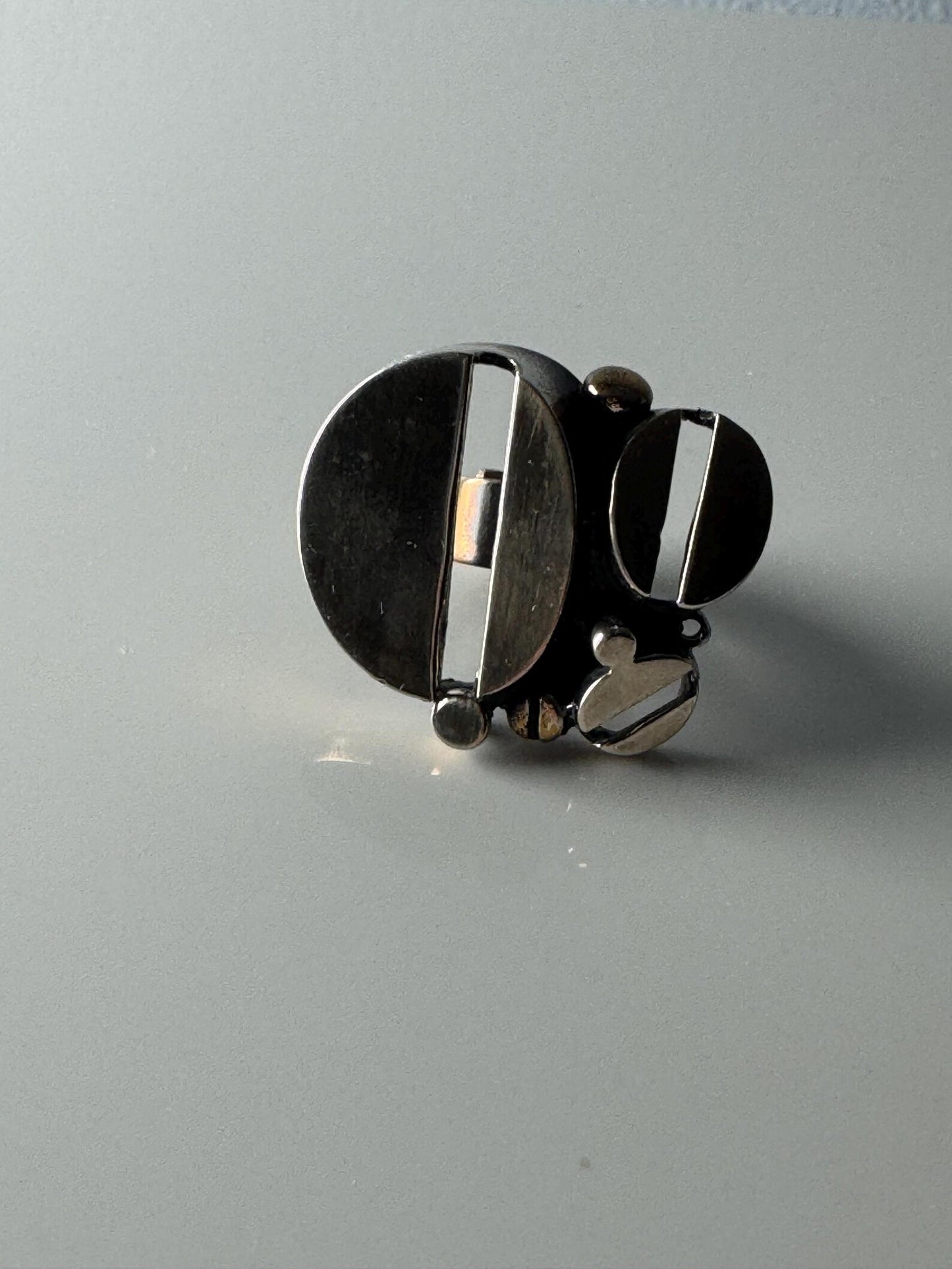 Signed Modernist Brutalist Bronze Ring by Jorma Laine for Turun Hopea, Finland 1970s