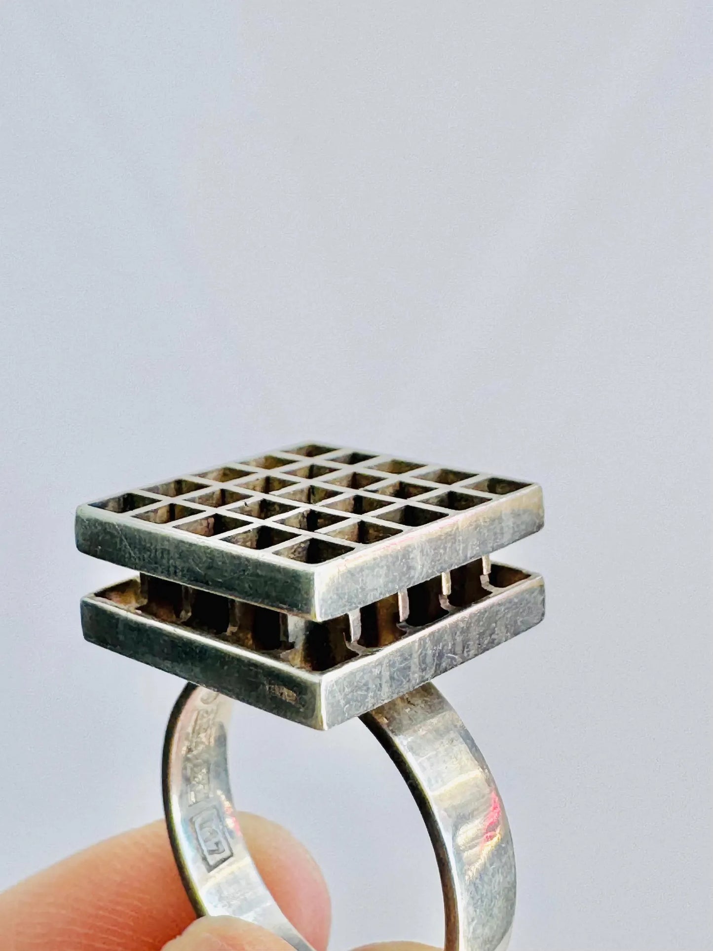 Kultaseppä Ailio Oy Modernist Abstract Sterling Silver Ring, 1965 — Hallmarked, Made in Finland