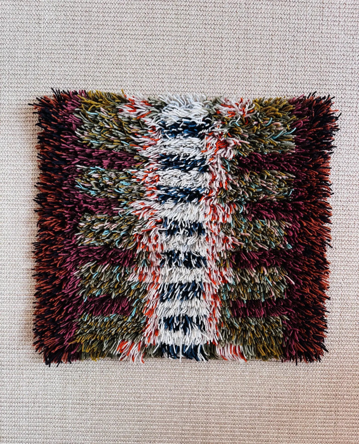 Mid Century Modern Finnish Rya Rug (Ryijy) 1960s – Made in Finland