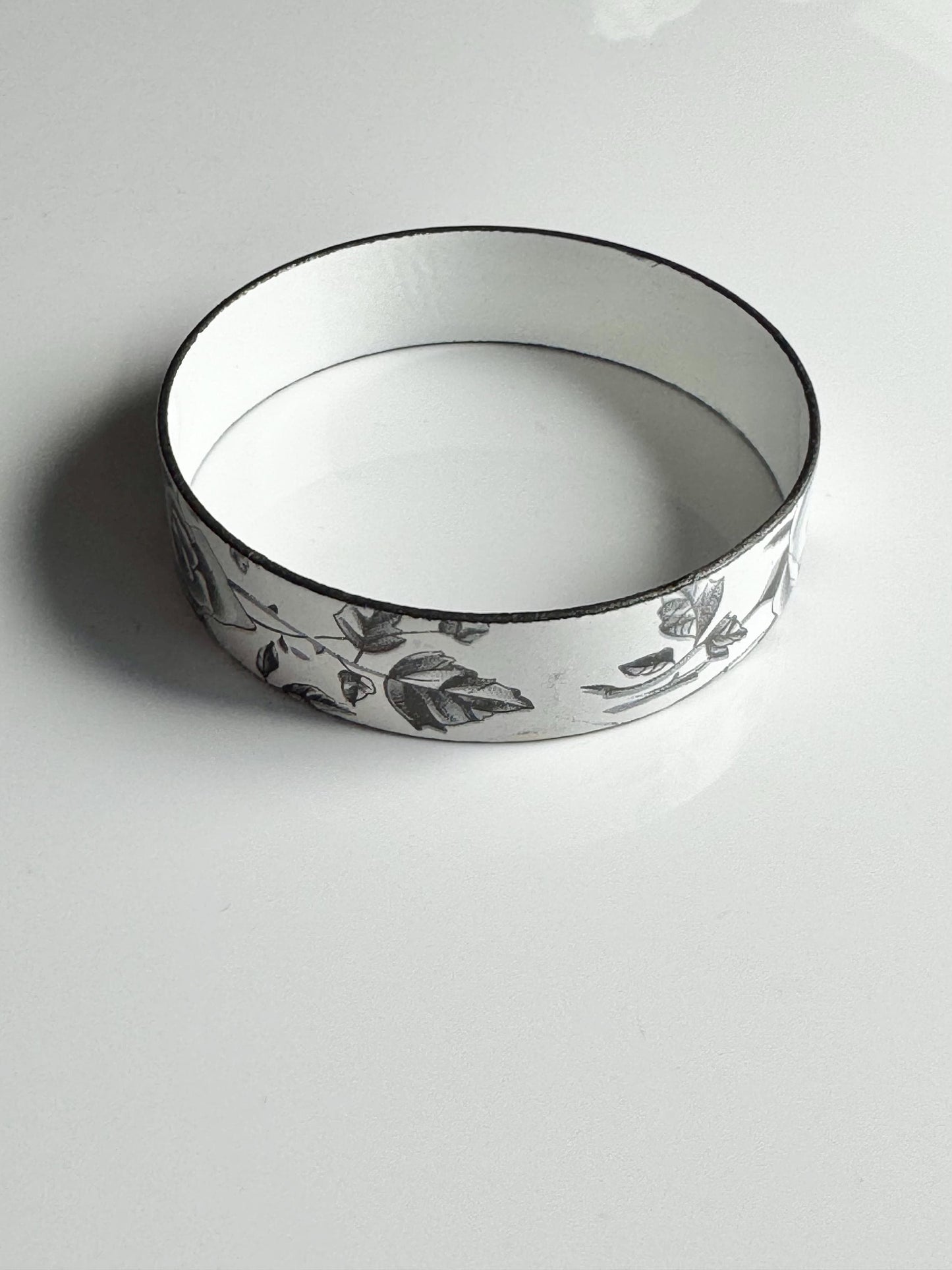 Vintage enamel Bracelet with rose pattern. Made in Finland, 1970s