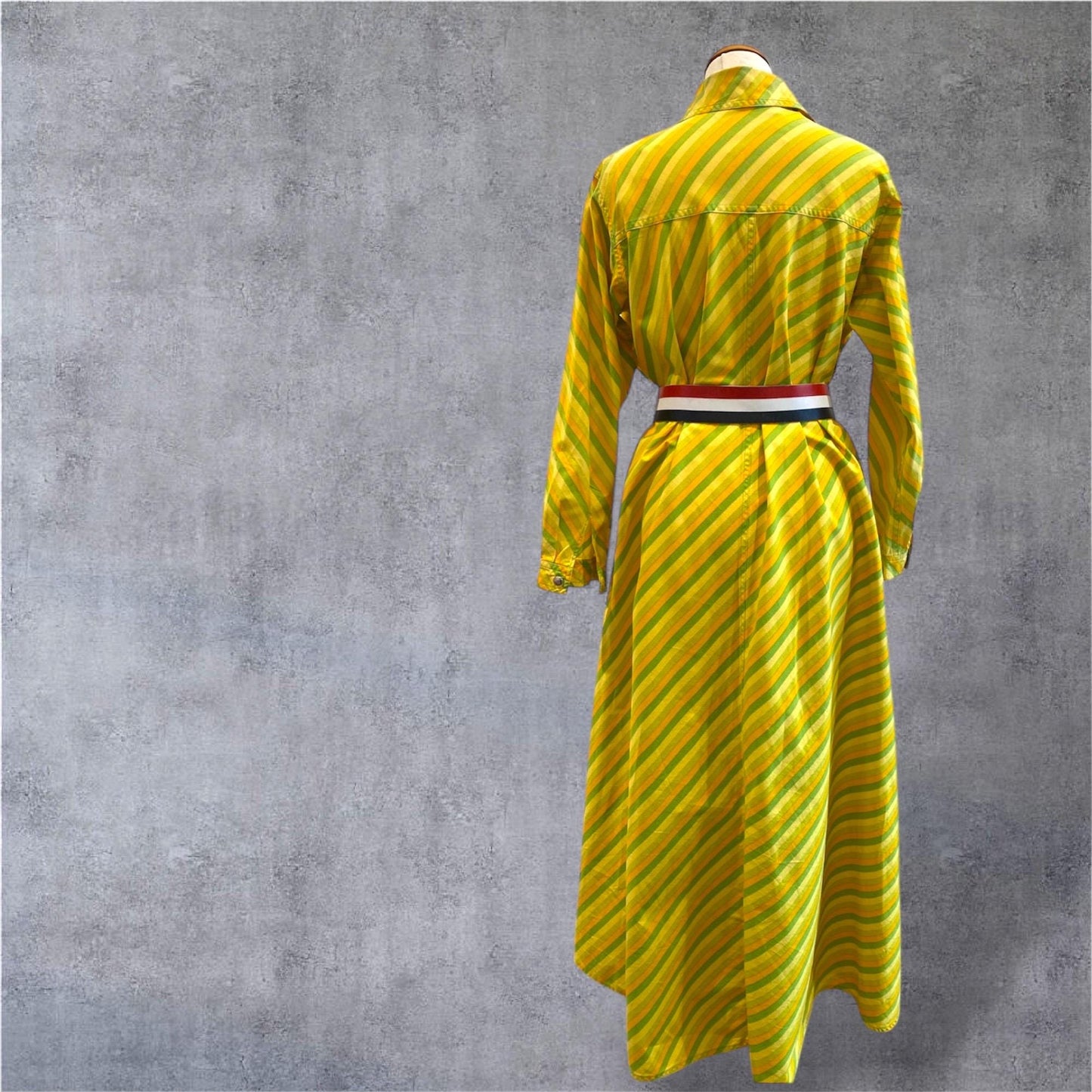 Super rare / collectors choice Iconic Tent / A cut Dress by most famous Finnish fashion designer Vuokko Nurmesniemi made in 1960s