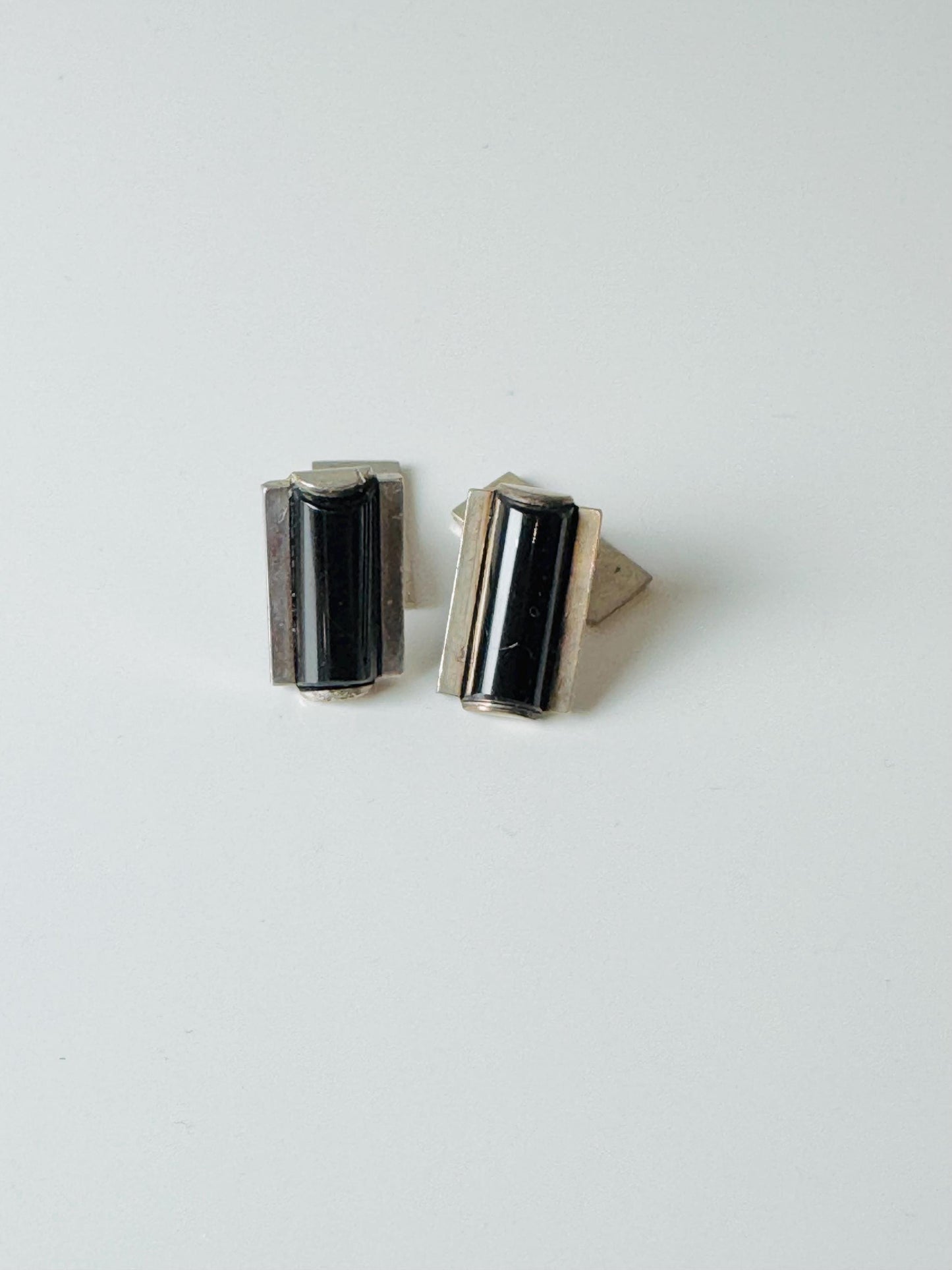 Vintage Modernist Elis Kauppi Sterling Silver with onyx stone Cufflinks by Kupittaan Kulta, Turku, 1965, Made in Finland